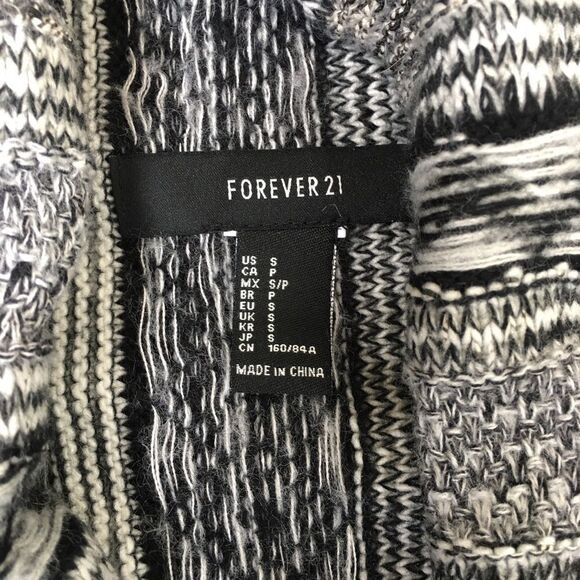 Forever 21 Boho Black/White Wrap Sweater Small - Picture 4 of 6